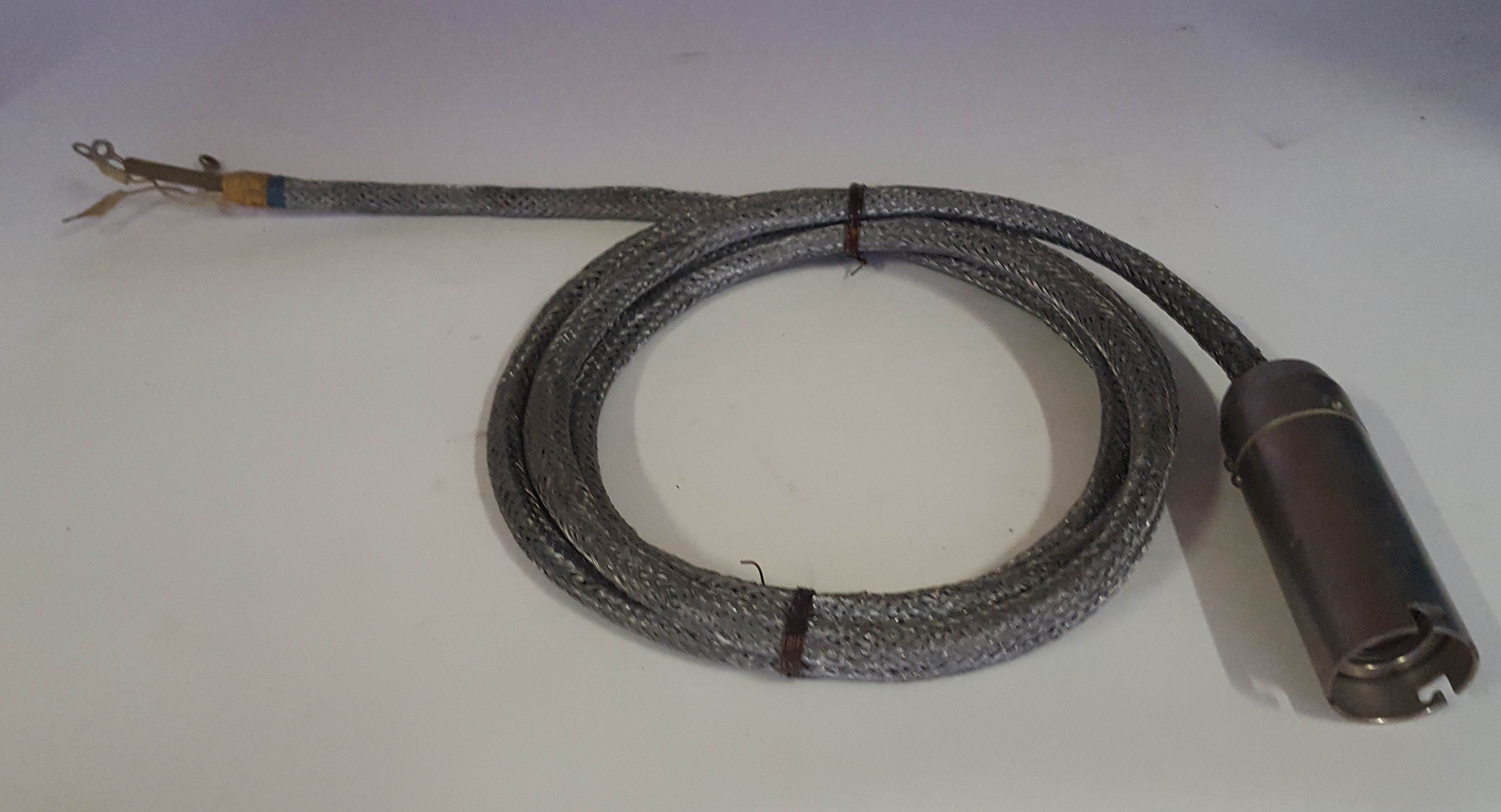 высоковольтный кабель к магниторазрядному насосу